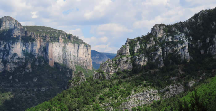 Gorges de la Jonte (Ron Fitton and Val Appleyard)